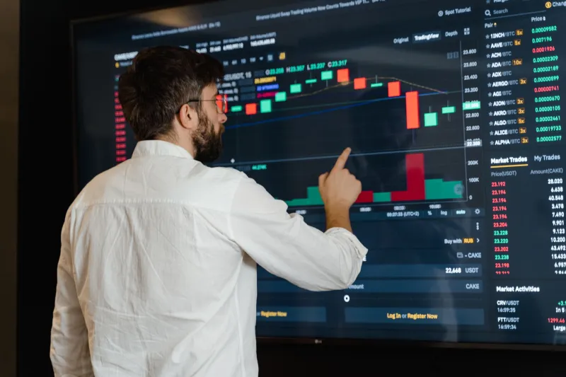 Sizing the Trade: The Mathematical Framework That Separates Disciplined Crypto Investors from Blown Accounts